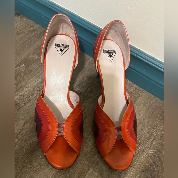 Red/orange/burgundy Fluevog Heels size 9 - Picture 2 of 4